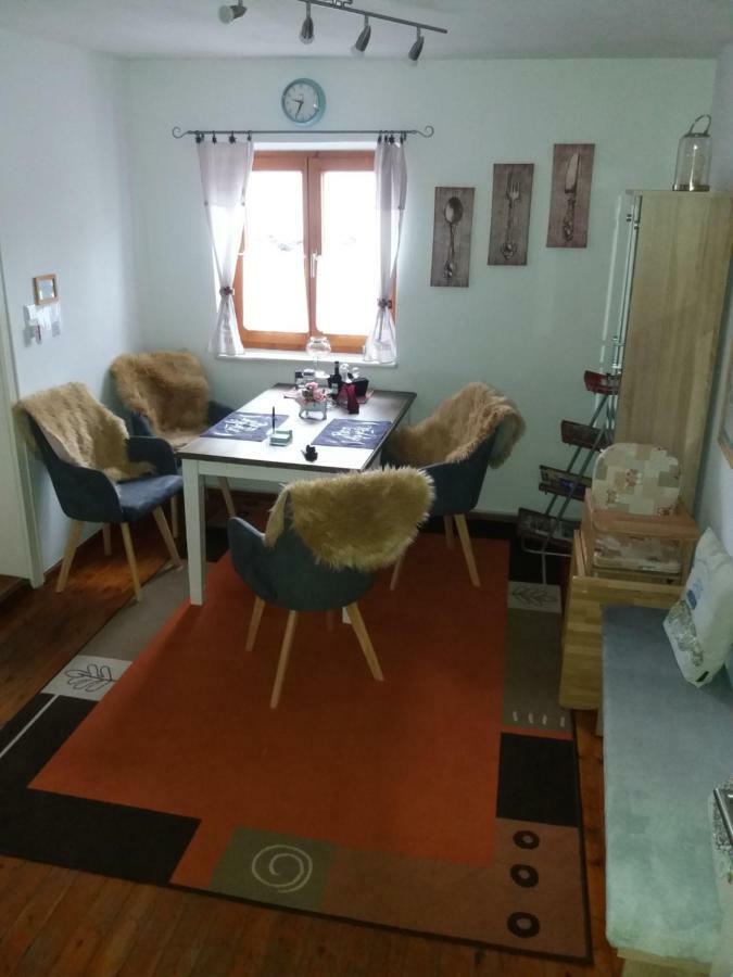 Ferienwohnung Lispet Neuötting 외부 사진